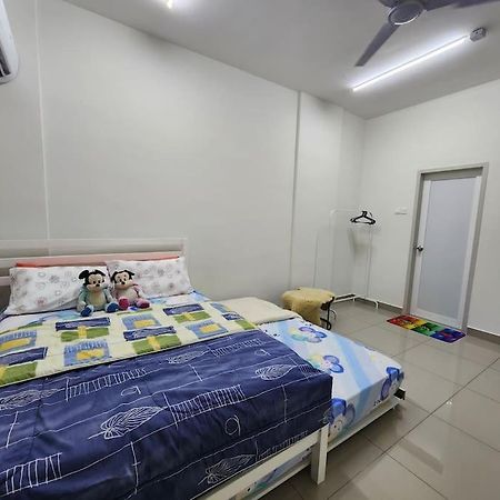 Cozy Familee Homestay Simpang Ampat  외부 사진