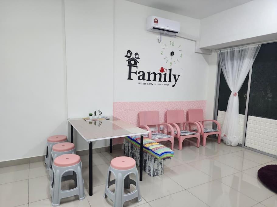 Cozy Familee Homestay Simpang Ampat  외부 사진