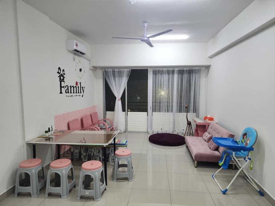 Cozy Familee Homestay Simpang Ampat  외부 사진